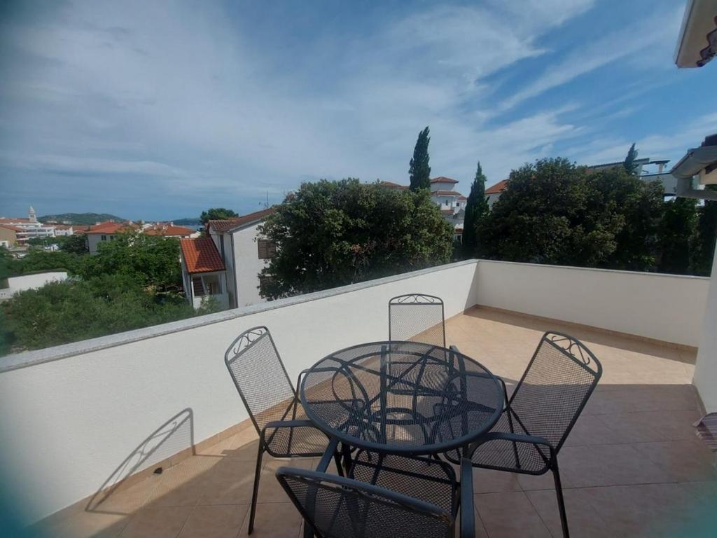 Apartments With A Parking Space Pakostane, Biograd - 22375 Esterno foto