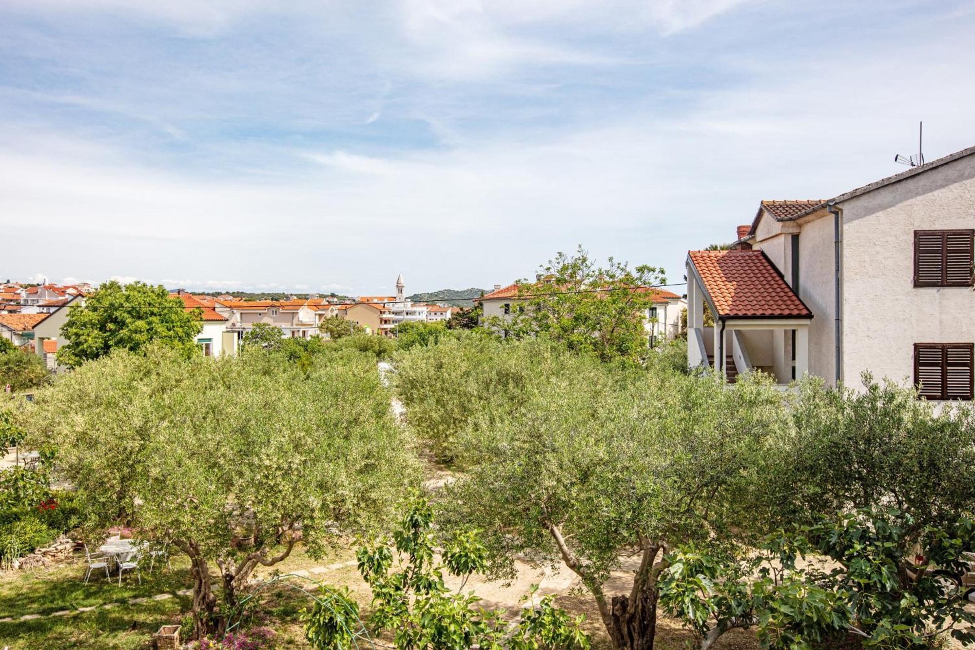 Apartments With A Parking Space Pakostane, Biograd - 22375 Esterno foto